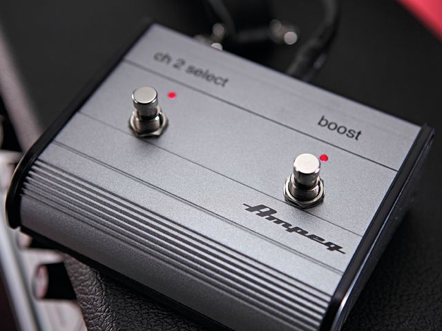 Ampeg GVT52-112 The GVT52-112's footswitchable boost enables you to push things to the max.