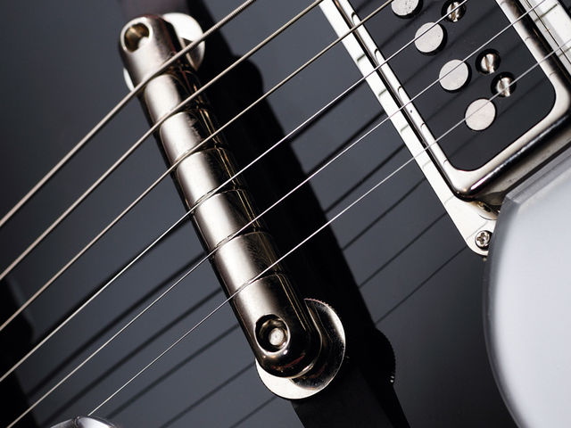 Gretsch G6128T-GH George Harrison Signature Duo Jet As you can see, the bridge wanders!