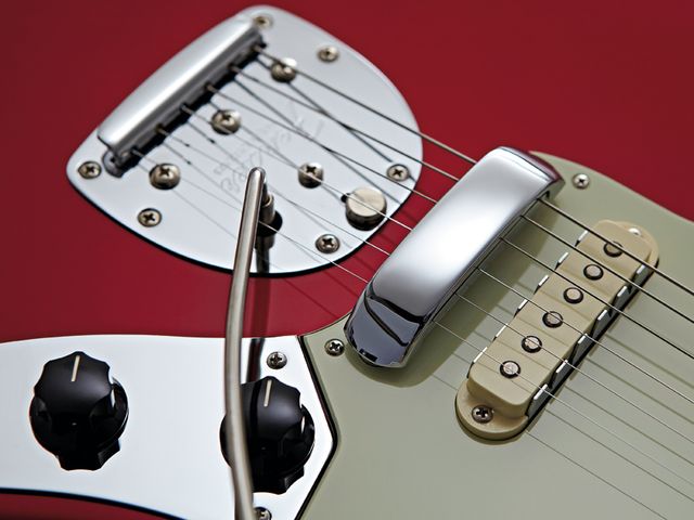 Fender 50th Anniversary Jaguar The 50th Anniversary has a repositioned tremolo plate to increase break angle.