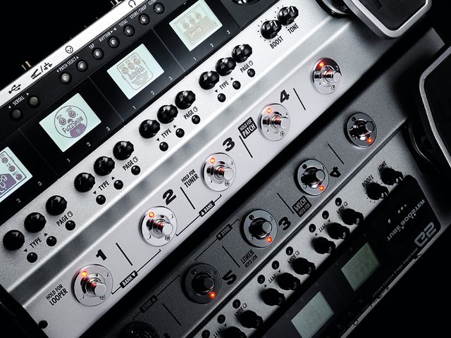 The Zoom G5's floor unit is larger than that of its precursor the G3, with five footswitches and a treadle.