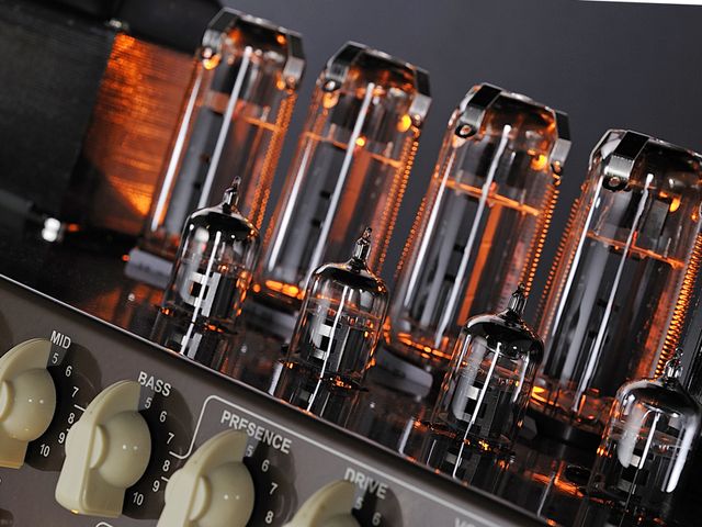 Carvin VL300 Legacy 3 You can substitute 6L6 valves for the out-of-the-box EL34s if you prefer.