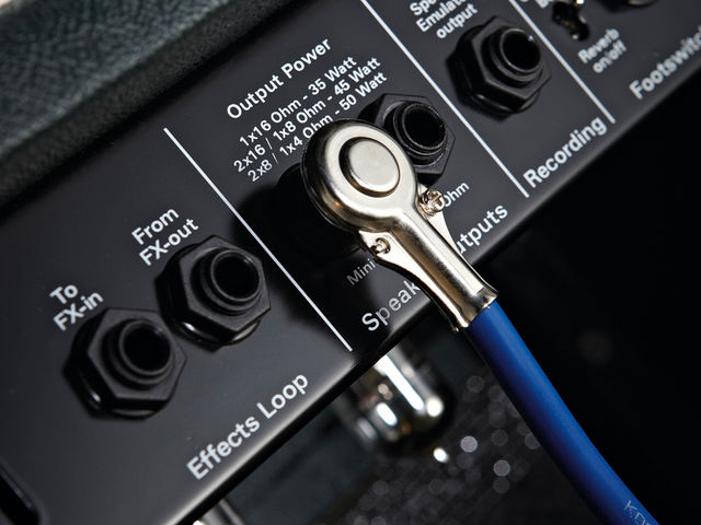 Koch Jupiter 1 x 12 Combo The Jupiter features a speaker-emulated recording output.
