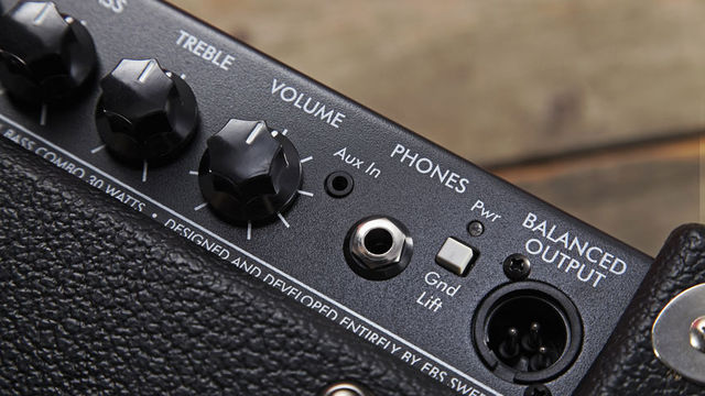 EBS Classic Session 30 bass combo (close-up) blank