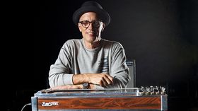 VIDEO: Steve Fishell explains how pedal steel guitar works