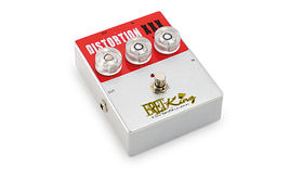 New guitar gear of the month: review round-up (October 2013)