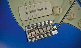 Fret-King Corona DBR