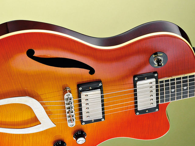 The Deluxe-F offers a definite vintage aesthetic