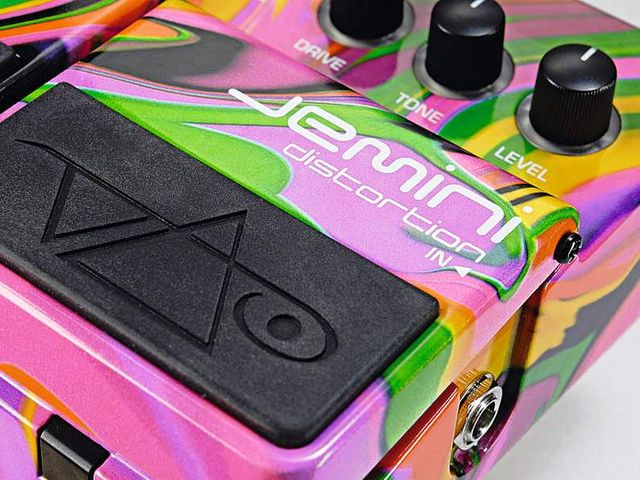Ibanez Jemini Distortion The swirling colours can mean only one thing: Vai