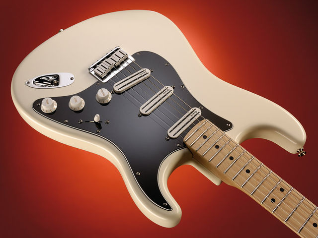 DiMarzio single-coil sized humbuckers provide plenty of juice for rocking riffs