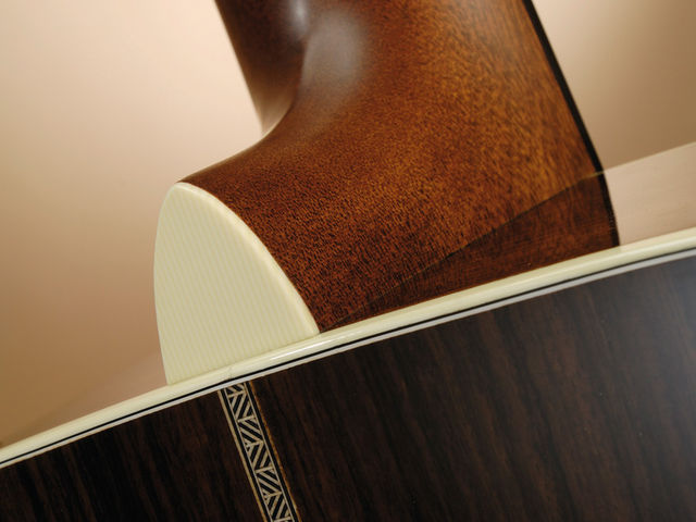 Martin OM Davy Graham A combination of Indian Rosewood and subtle marquetry