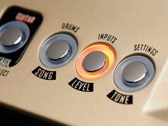 Line 6 JM4 Looper The JM4 has over 100 songs and drum tracks to play with