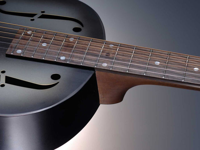 Michael Messer Blues The neck joins the body at the 12th fret