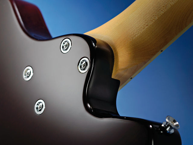 Ibanez JTKB200 Jet King bass Recessed, collared neck bolts are a quality touch