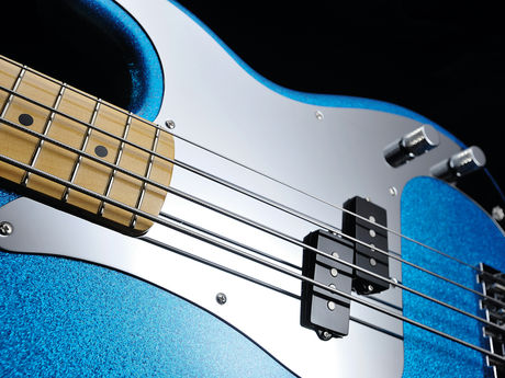 Fender Steve Harris Precision bass