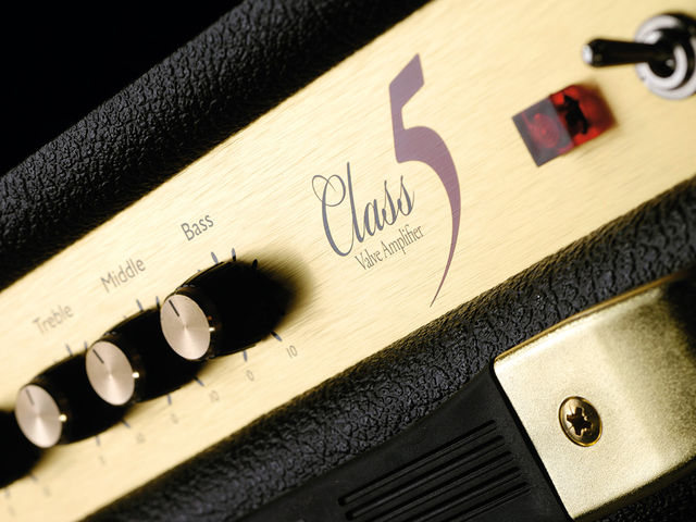 Marshall Class 5 combo The control layout is super-simple