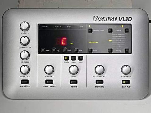Digitech Vocalist VL3D The VL3D from above...