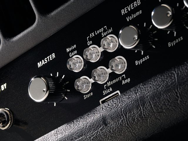 Hughes & Kettner Coreblade The effects knobs are fiddly to get to grips with and adjust accurately at first.