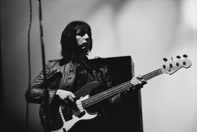 5 bassistes qui ont repoussé les règles de l'instrument