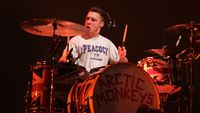 Matt Helders : 10 albums de batterie incontournables