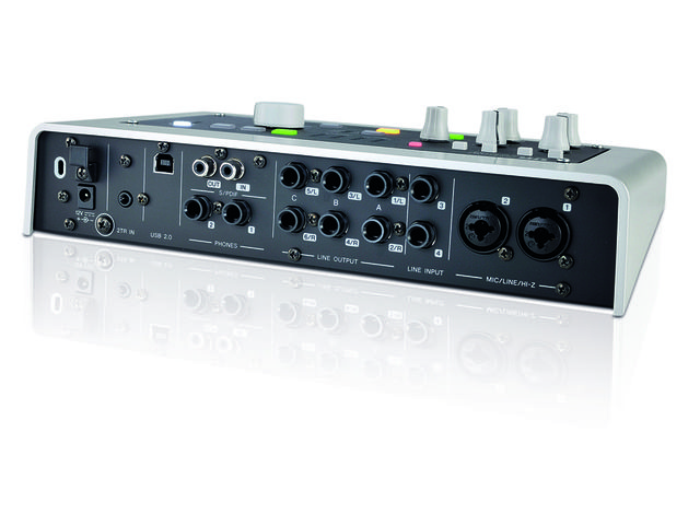 Stenberg UR28M Comes with on-board audio processing, monitor mix control and a Cubase bundle.