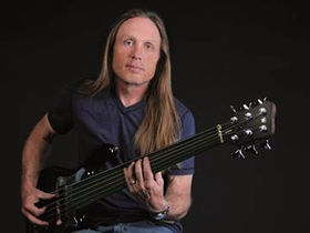Musikmesse 2011: Bassist Steve Bailey joins the Warwick roster