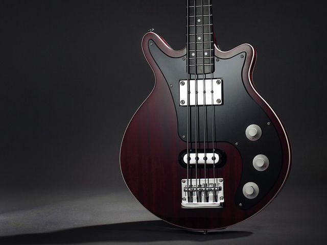 Brian May Guitars announce... Brian May Bass! Red Special stylings for four-stringers