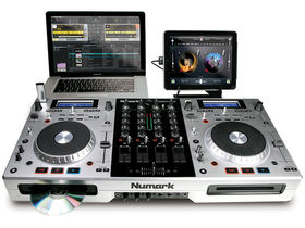 Musikmesse 2011: Numark debuts Mixdeck Quad with iPad support