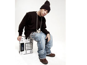 araabMUZIK gives the Akai MPC a bashing