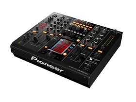 7 of the best DJ mixers