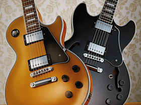 VIDEO: Gibson Midtown Custom and Les Paul Classic Custom comparison demo