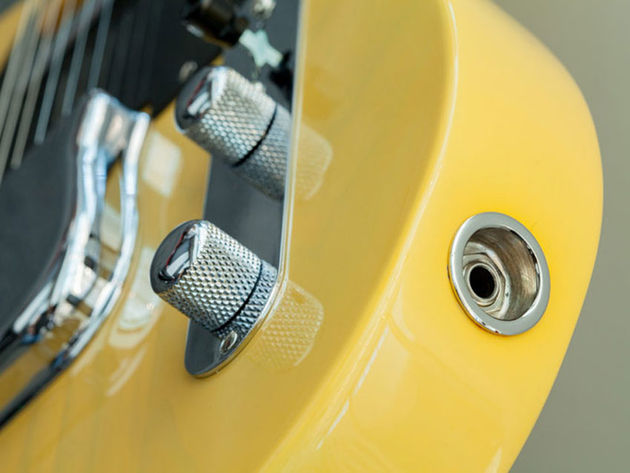 '52 Telecaster controls