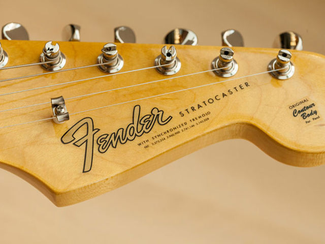 '65 Stratocaster headstock