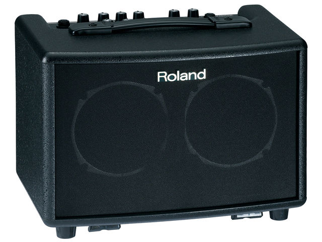 Roland AC-33 acoustic guitar amplifier