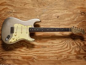 NAMM 2011: Fender Custom Shop guitars and basses in pictures