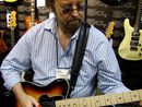 NAMM 2012 VIDEO: Jerry Donahue demos the Fret-King Black Label JD