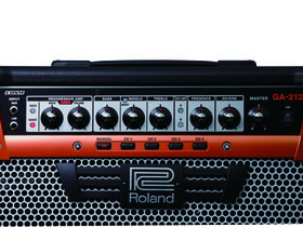 Musikmesse 2012: Brand new Roland guitar amps
