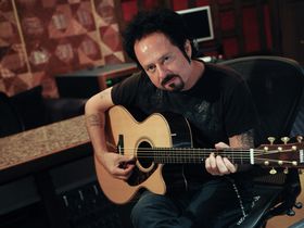 Steve Lukather embraces Yamaha's Electro-Acoustics with Studio Response Technology
