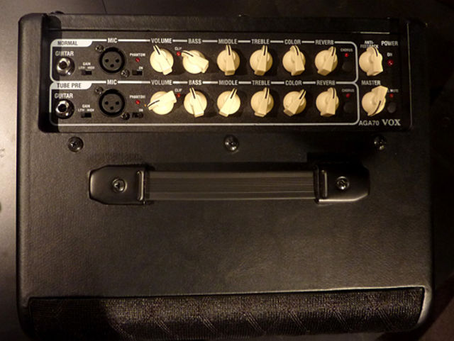 Vox AGA70 acoustic guitar amp