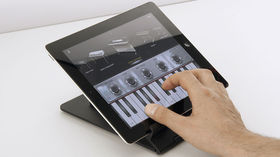 IK Multimedia releases iLectric Piano for iPad