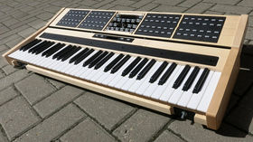 Native Instruments founder shows Emphase hardware synth prototype