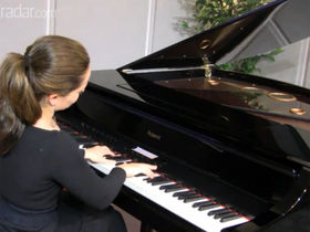 NAMM 2011 VIDEO: Roland V-Piano Grand demo