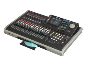 NAMM 2012: Tascam DP-24