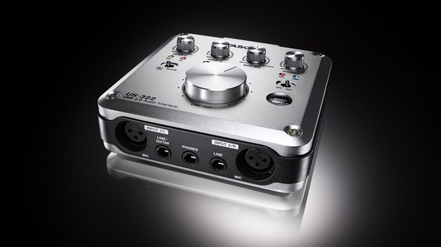 Tascam US-322.
