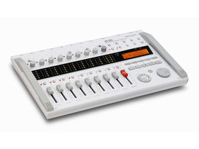 Zoom R16 is recorder, audio interface and controller