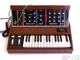 Lego Minimoog is a working MIDI controller