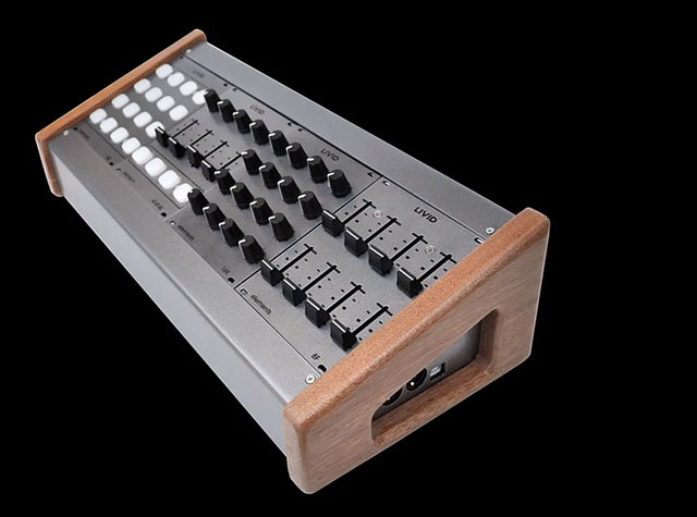 The Skiff 80 with modules blank