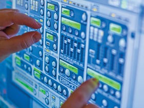 Microsoft discusses multi-touch in Windows 7