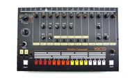 Yocto, le kit DIY qui fait renaître la Roland TR-808