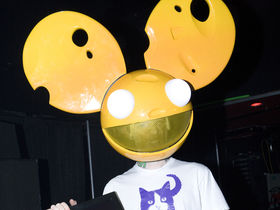 Deadmau5 has a cheesy epic meal time