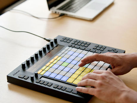 Play and sequence beats blank